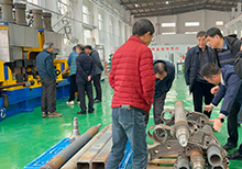 专家来厂鉴定新产品车桥闪光对焊机 专家来厂鉴定新产品车桥闪光对焊机