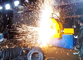 安嘉法兰闪光对焊机华阳重工机械现场案例 安嘉法兰闪光对焊机华阳重工机械现场案例