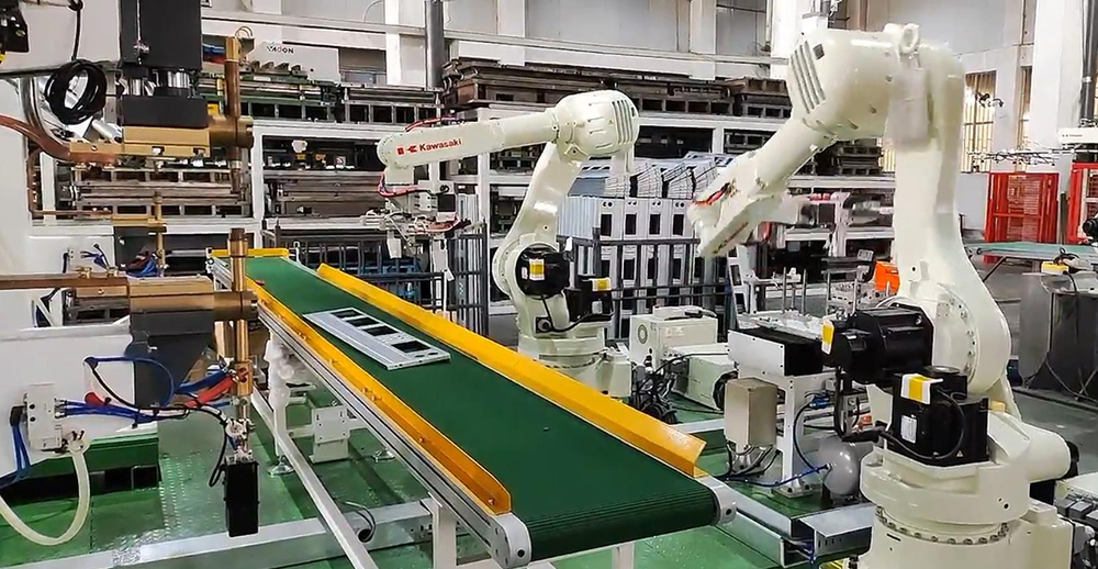 空调底板螺母凸焊工作站项目介绍 空调底板螺母凸焊工作站项目介绍