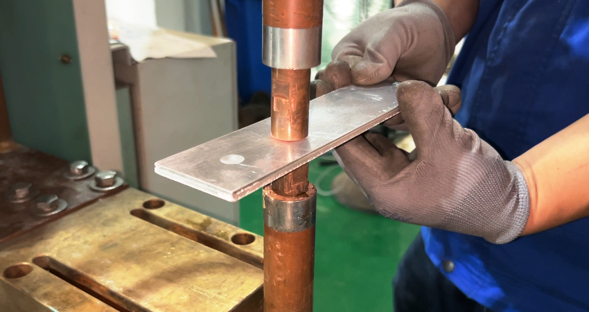 如何点焊铝？