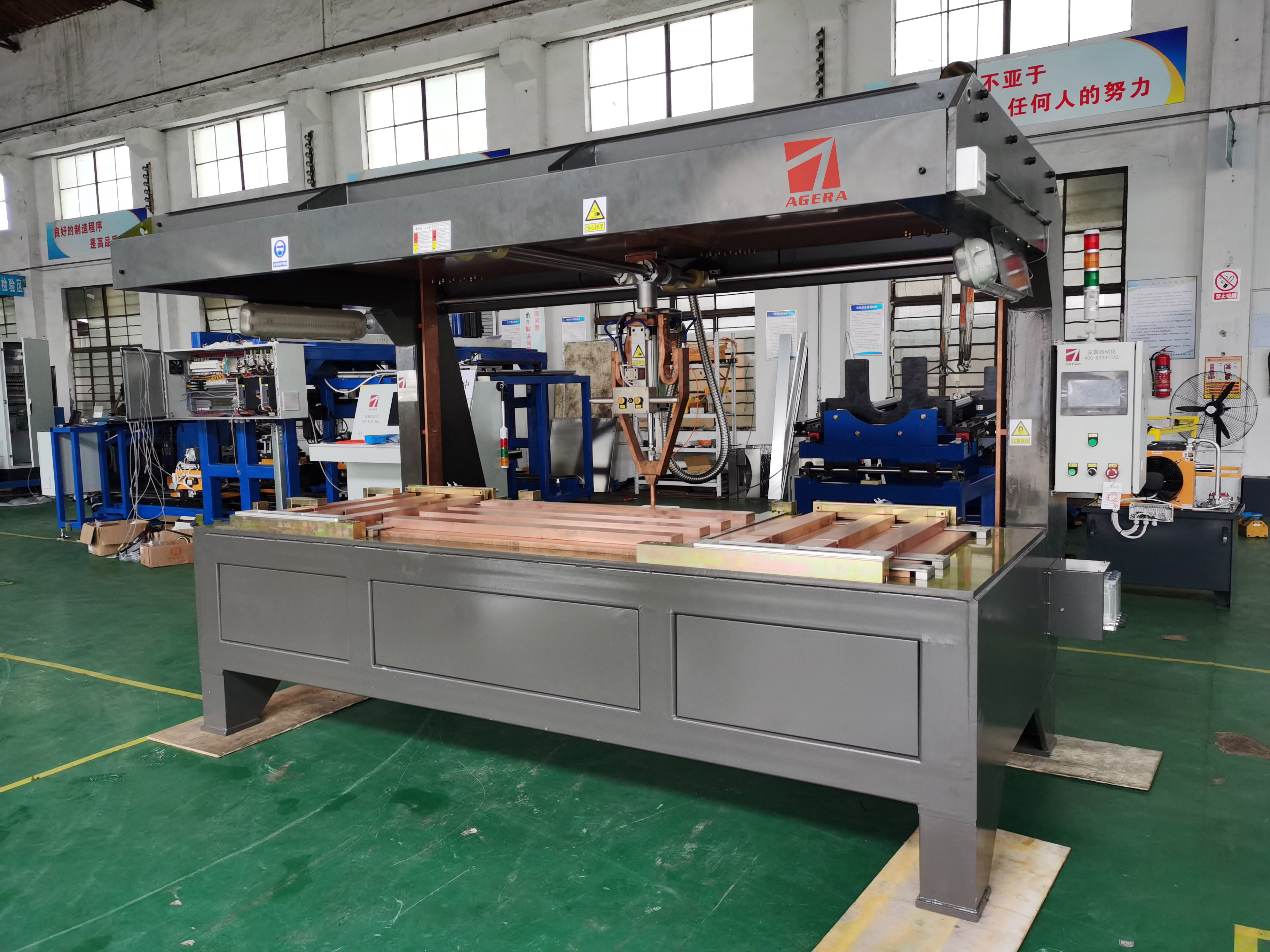 安嘉电梯门板加强筋龙门点焊机